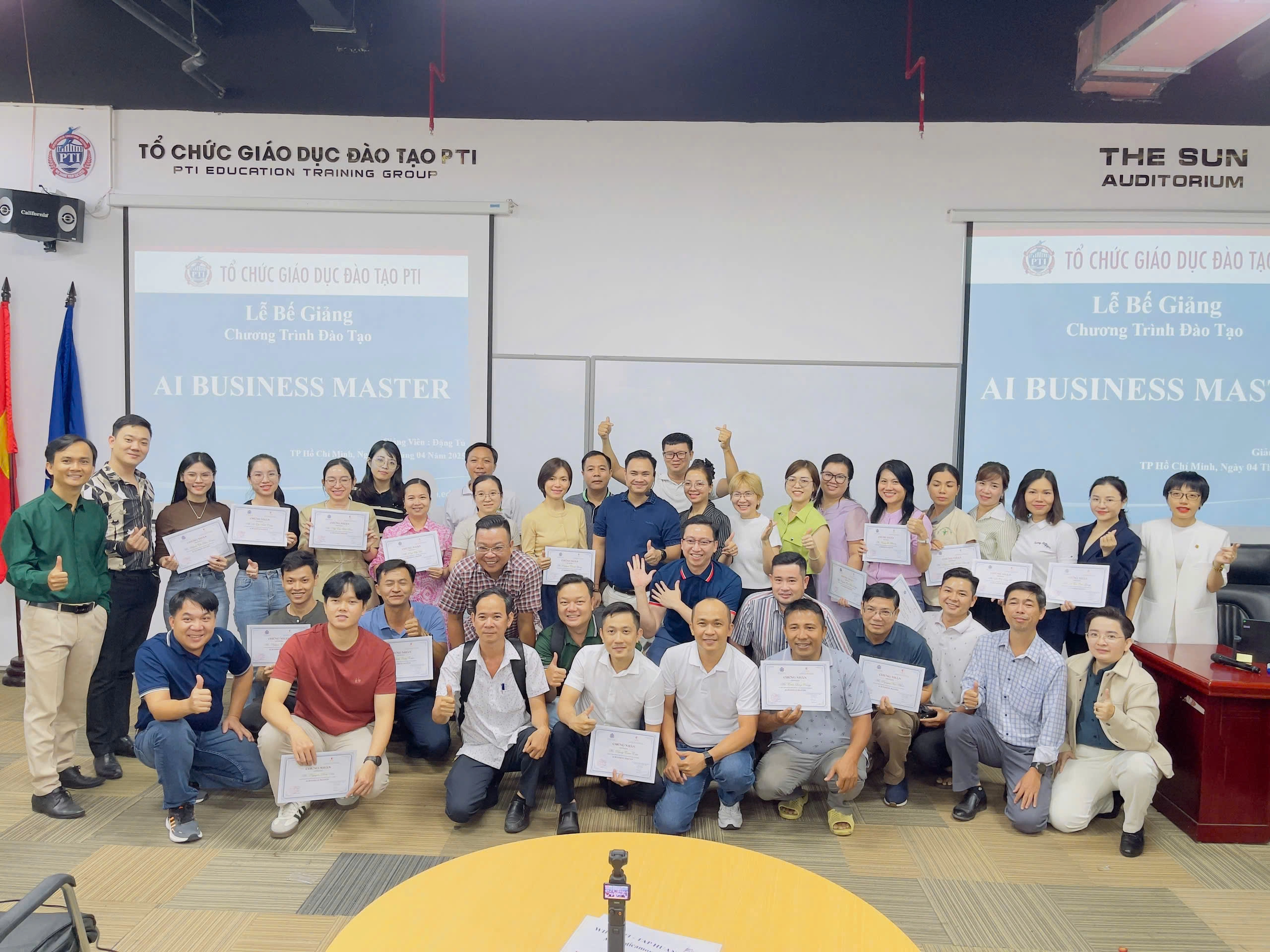Khóa Giám đốc Marketing — ảnh hoạt động 3